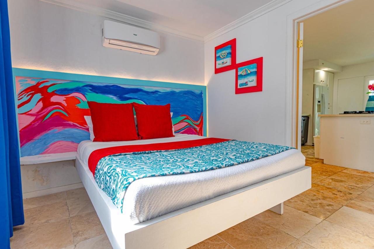 נסאו Caprice 14 - Oceanfront Villa - Gated Community With Pool מראה חיצוני תמונה